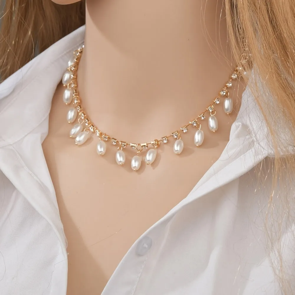 Women's Elegant Faux Pearl Pendant Rhinestone Claw Chain Necklace For Girls